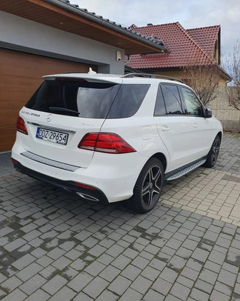 Mercedes-Benz GLE cena 224900 przebieg: 111000, rok produkcji 2018 z Dzierżoniów małe 631